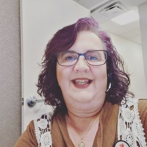 Meet your Posher, Lena